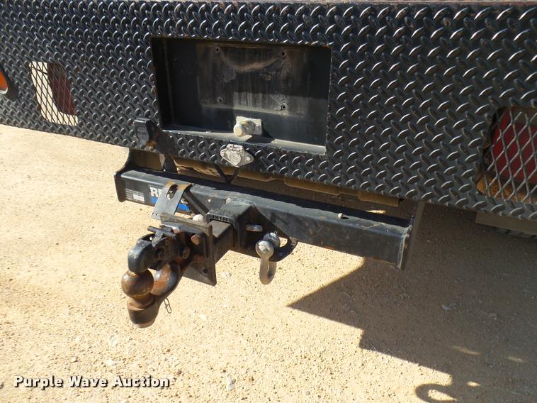 image for item DB2439 2007 Ford F550 Super Duty XL Crew Cab flatbed truck