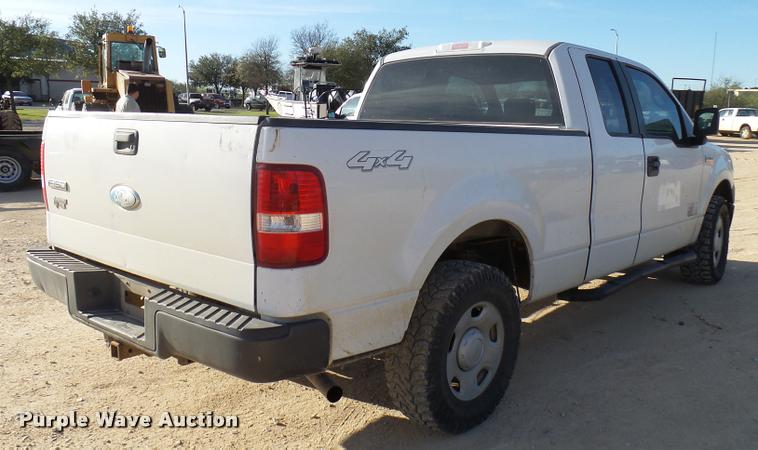 image for item DB2441 2007 Ford F150 SuperCab pickup truck