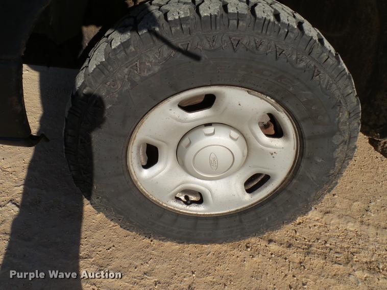 image for item DB2441 2007 Ford F150 SuperCab pickup truck