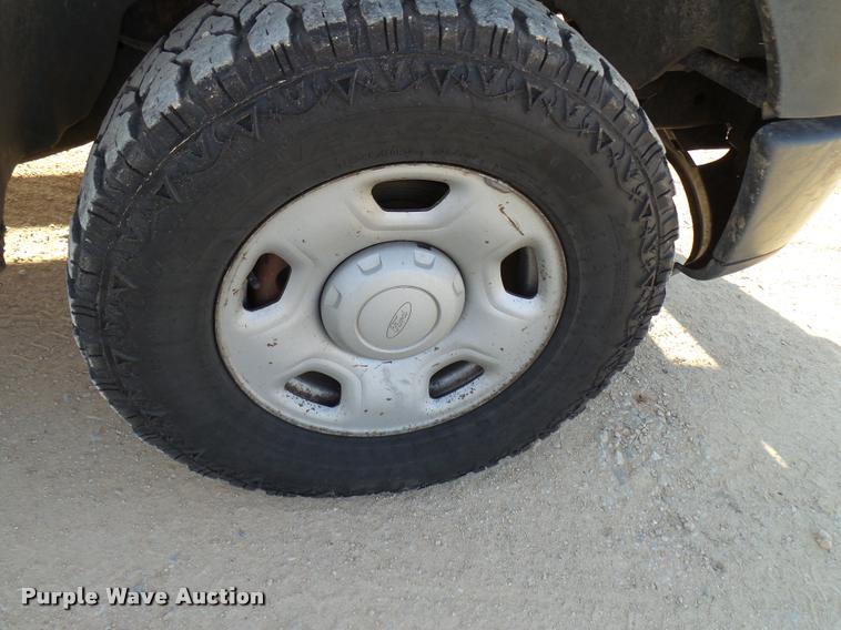 image for item DB2441 2007 Ford F150 SuperCab pickup truck