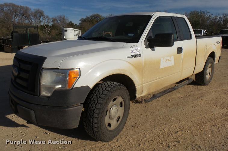 image for item DB2442 2009 Ford F150 SuperCab pickup truck