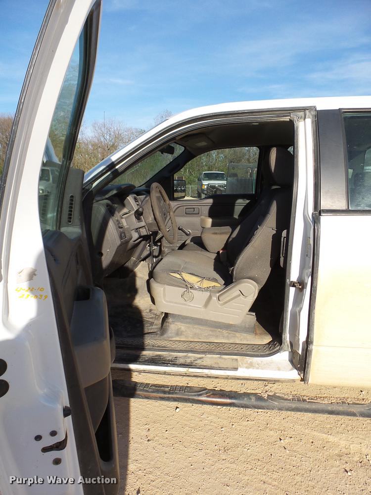 image for item DB2442 2009 Ford F150 SuperCab pickup truck