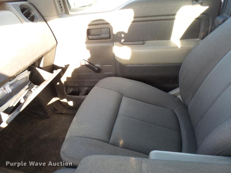 image for item DB2442 2009 Ford F150 SuperCab pickup truck