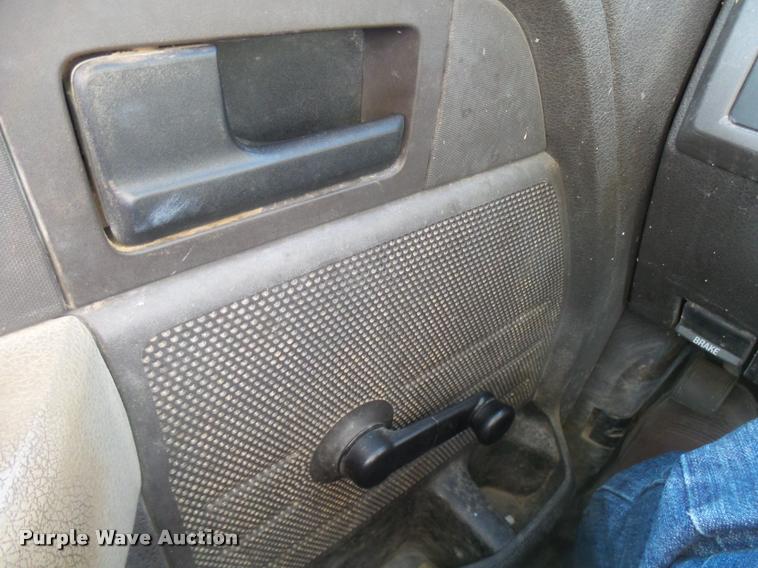 image for item DB2442 2009 Ford F150 SuperCab pickup truck