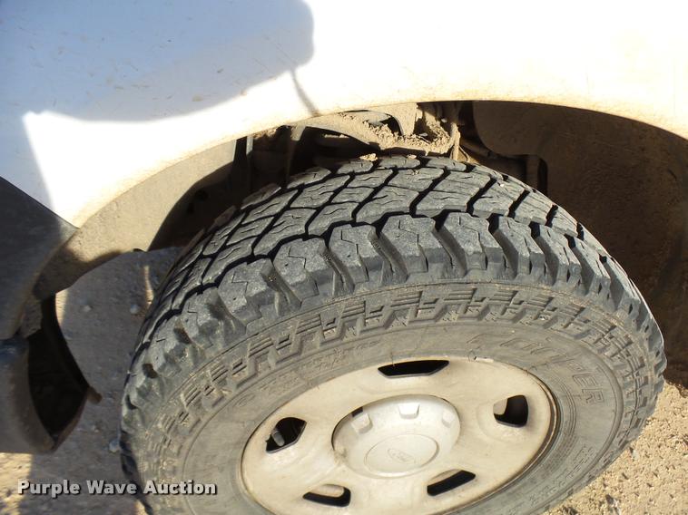 image for item DB2442 2009 Ford F150 SuperCab pickup truck