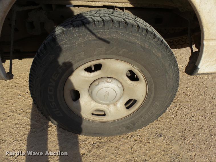 image for item DB2442 2009 Ford F150 SuperCab pickup truck