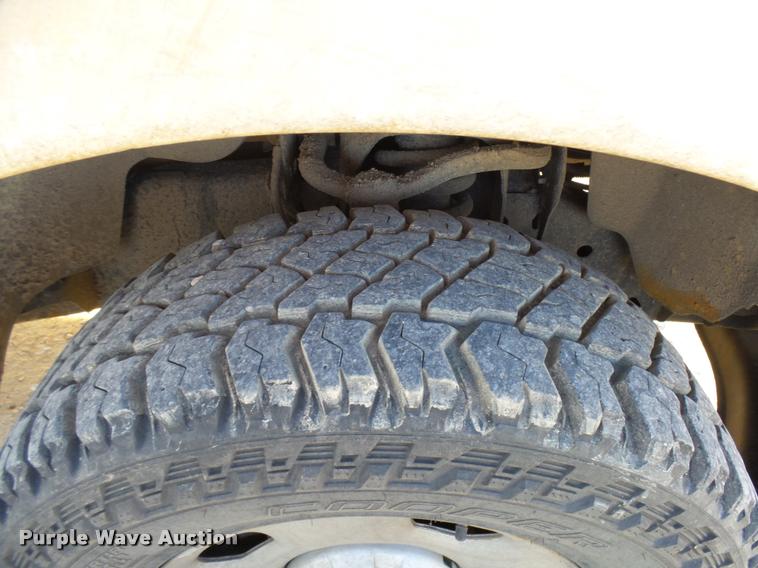 image for item DB2442 2009 Ford F150 SuperCab pickup truck