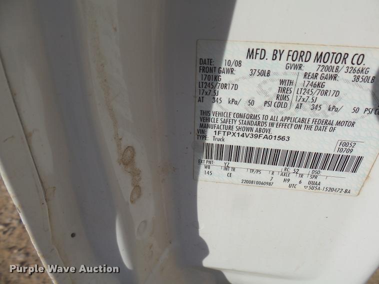 image for item DB2442 2009 Ford F150 SuperCab pickup truck