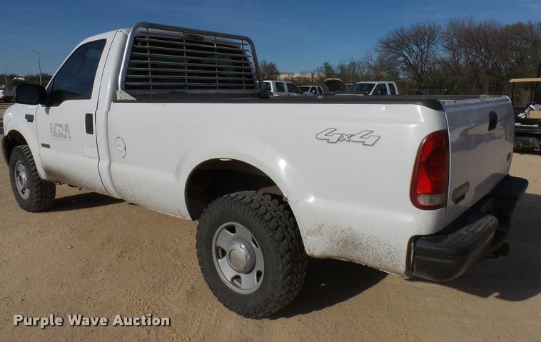 image for item DB2448 2006 Ford F250 Super Duty pickup truck