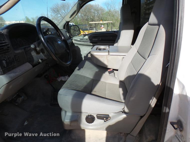 image for item DB2448 2006 Ford F250 Super Duty pickup truck