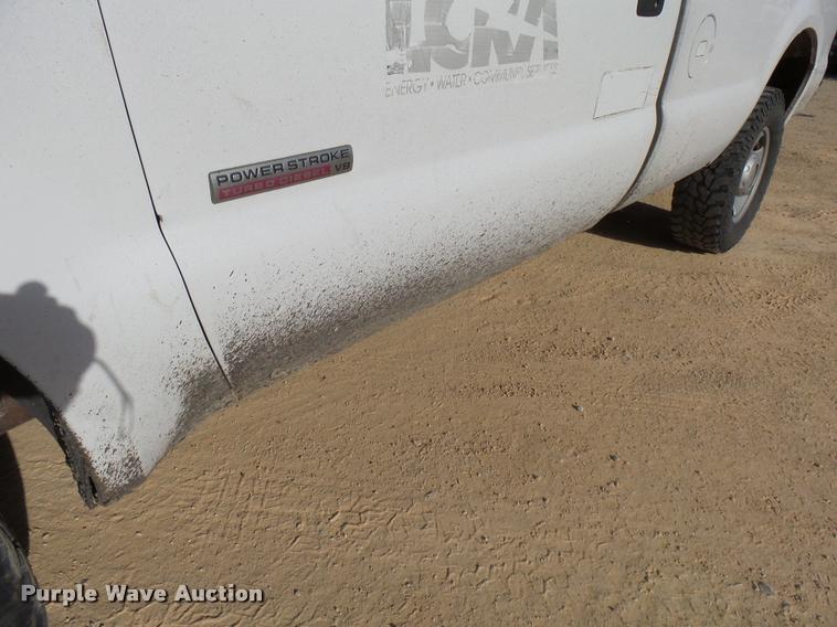 image for item DB2448 2006 Ford F250 Super Duty pickup truck