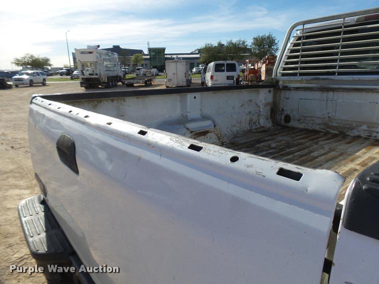 image for item DB2448 2006 Ford F250 Super Duty pickup truck