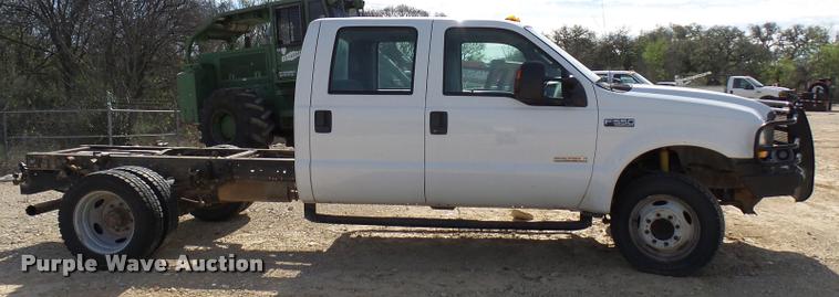 image for item DB2450 2004 Ford F550 Crew Cab truck cab and chassis