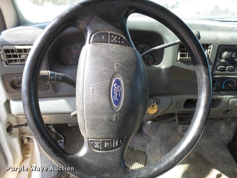 image for item DB2450 2004 Ford F550 Crew Cab truck cab and chassis