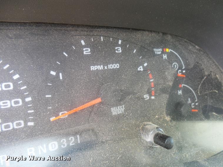 image for item DB2450 2004 Ford F550 Crew Cab truck cab and chassis