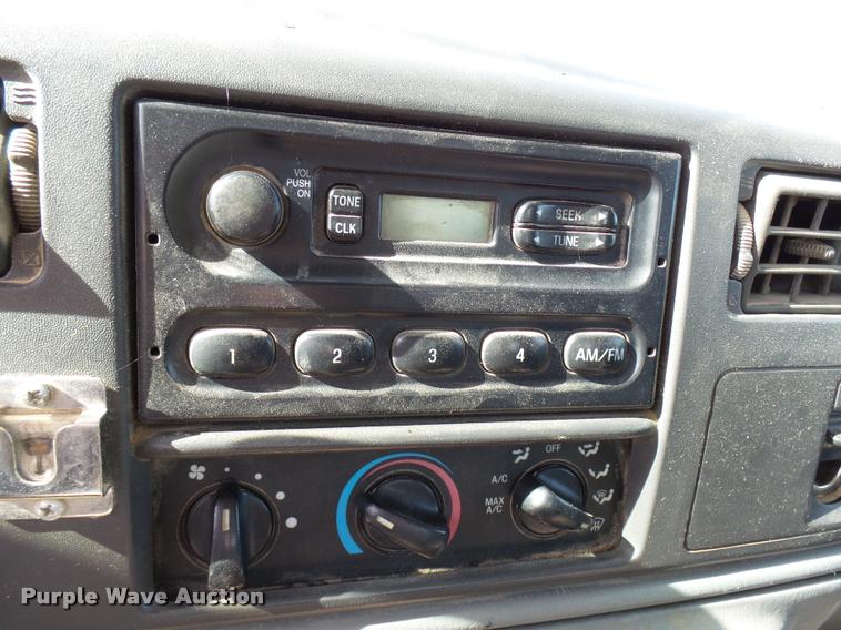 image for item DB2450 2004 Ford F550 Crew Cab truck cab and chassis