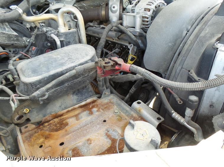 image for item DB2450 2004 Ford F550 Crew Cab truck cab and chassis