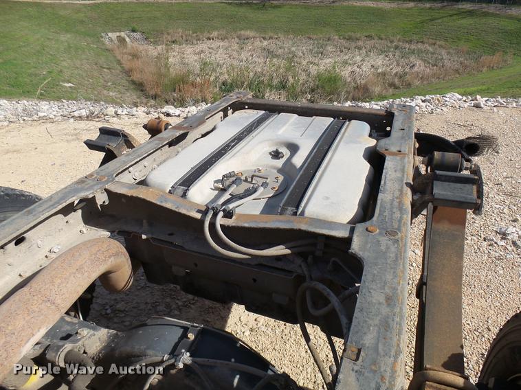 image for item DB2450 2004 Ford F550 Crew Cab truck cab and chassis