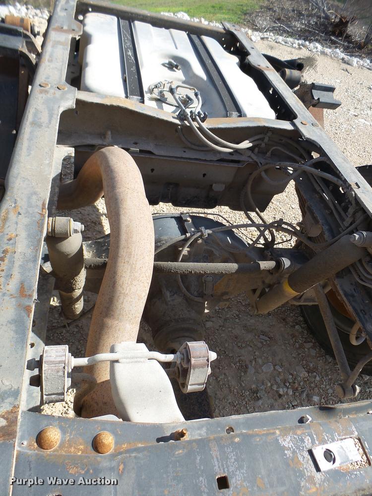 image for item DB2450 2004 Ford F550 Crew Cab truck cab and chassis