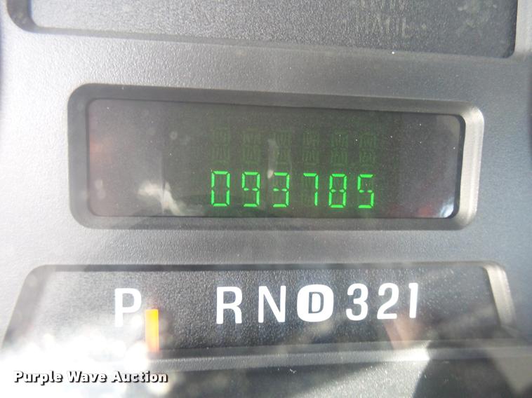 image for item DB2451 2005 Ford F550 Crew Cab truck cab and chassis