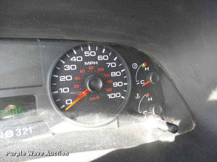 image for item DB2451 2005 Ford F550 Crew Cab truck cab and chassis