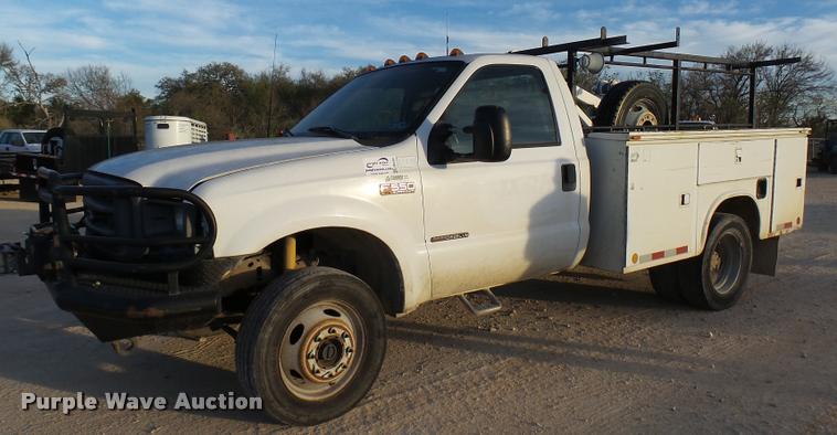 image for item DB2452 2000 Ford F550 Super Duty utility truck