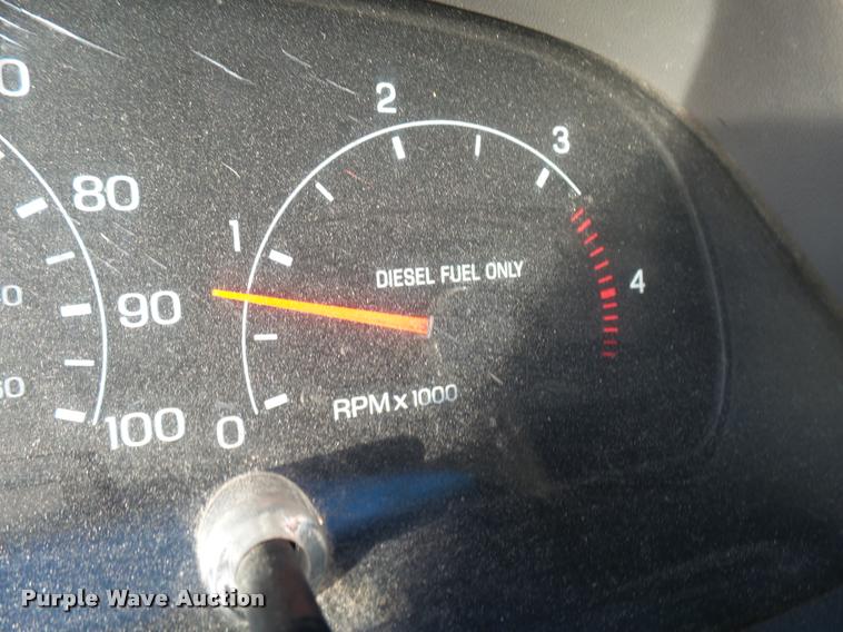 image for item DB2452 2000 Ford F550 Super Duty utility truck