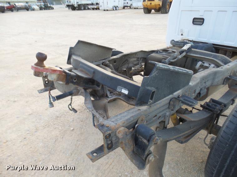 image for item DB2453 2004 Ford F350 Super Duty SuperCab pickup truck cab and chassis