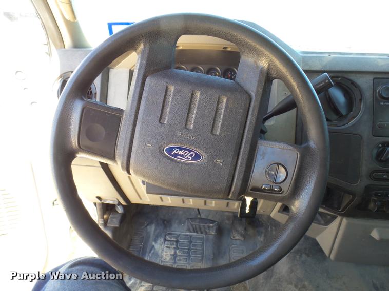 image for item DB2459 2009 Ford F550 Crew Cab utility truck