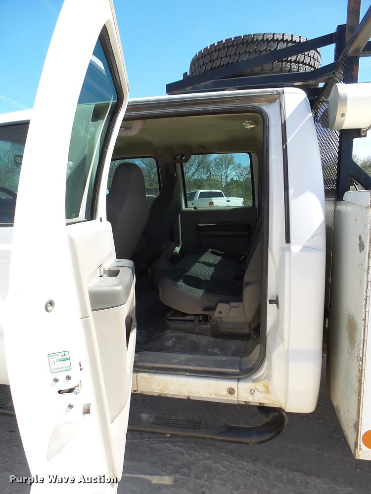 image for item DB2459 2009 Ford F550 Crew Cab utility truck