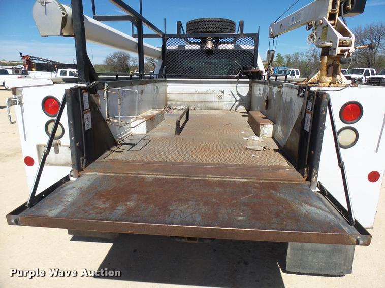 image for item DB2459 2009 Ford F550 Crew Cab utility truck