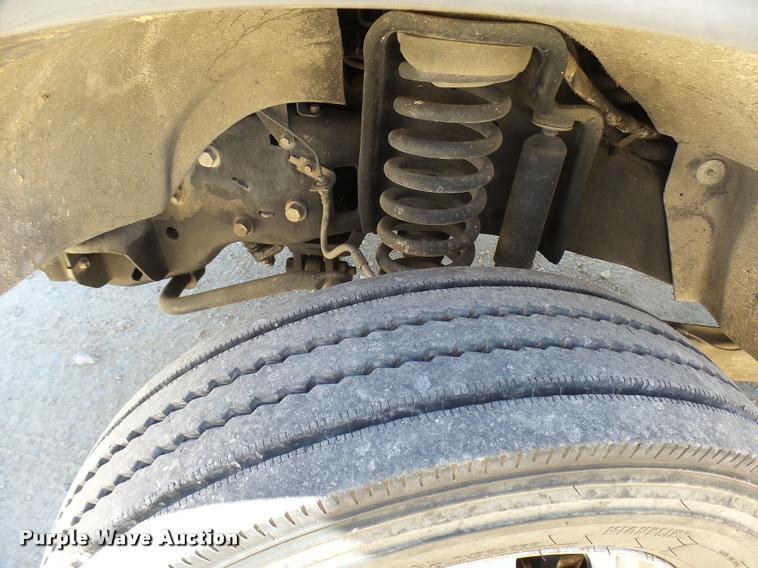 image for item DB2459 2009 Ford F550 Crew Cab utility truck