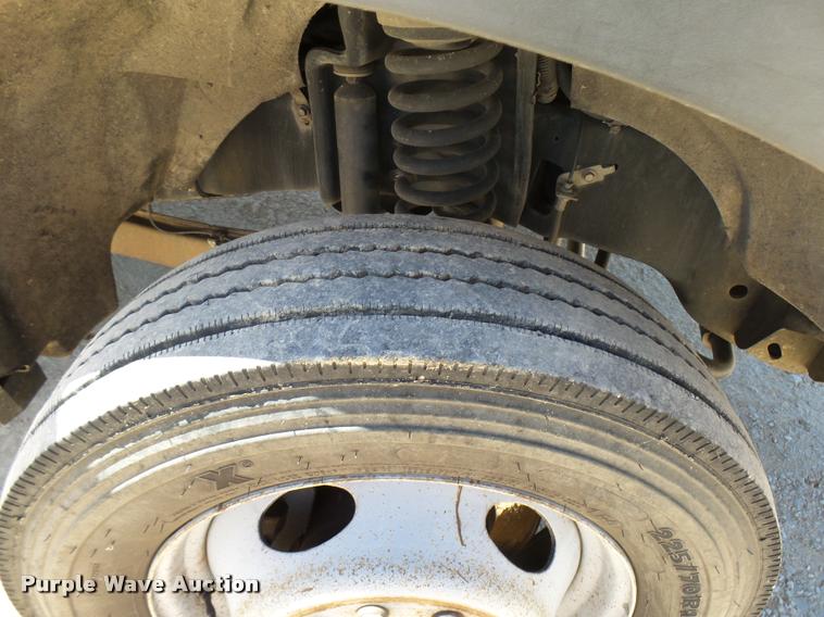 image for item DB2459 2009 Ford F550 Crew Cab utility truck