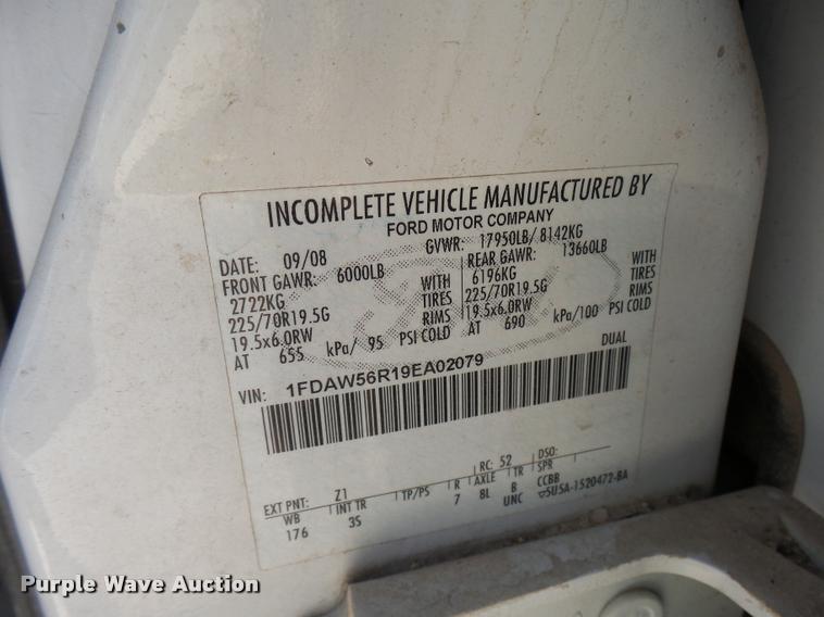 image for item DB2459 2009 Ford F550 Crew Cab utility truck