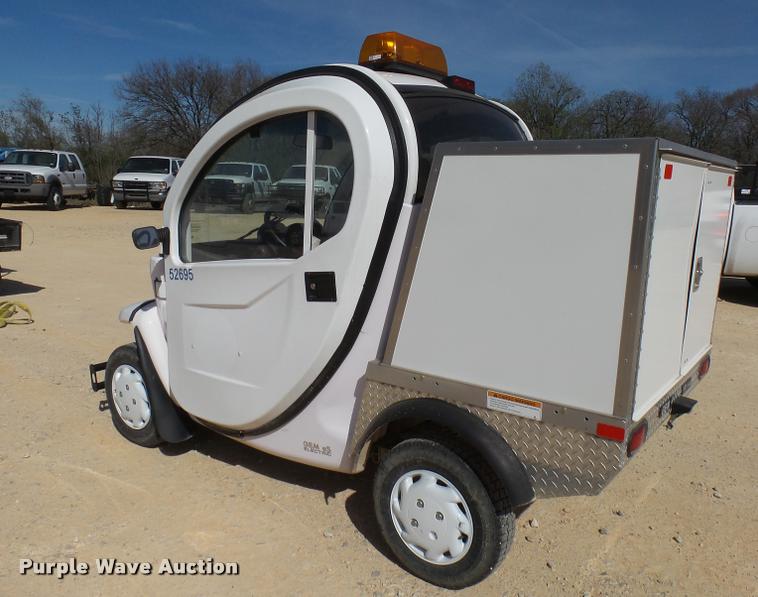 image for item DB2462 2015 Polaris GEM electric car