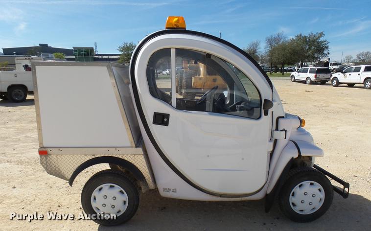 image for item DB2462 2015 Polaris GEM electric car