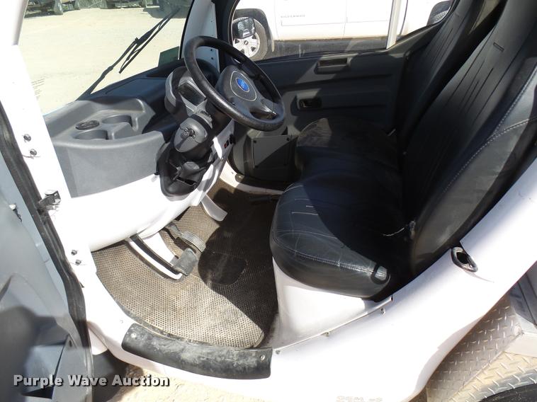 image for item DB2462 2015 Polaris GEM electric car