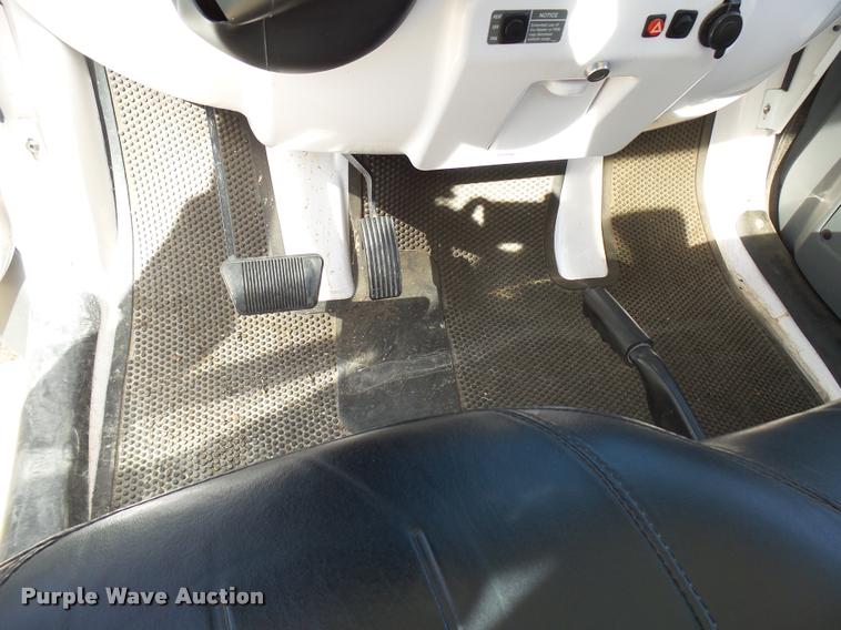 image for item DB2462 2015 Polaris GEM electric car