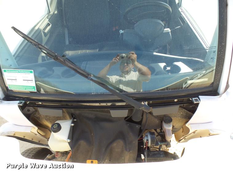 image for item DB2462 2015 Polaris GEM electric car