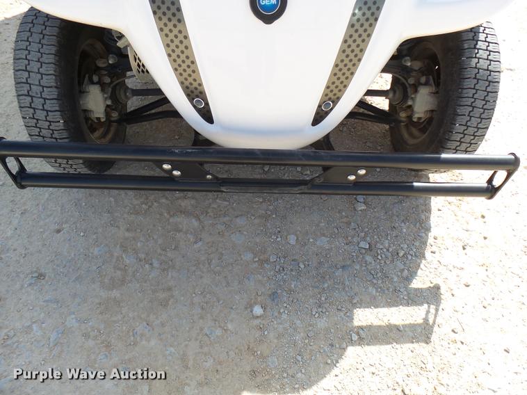 image for item DB2462 2015 Polaris GEM electric car