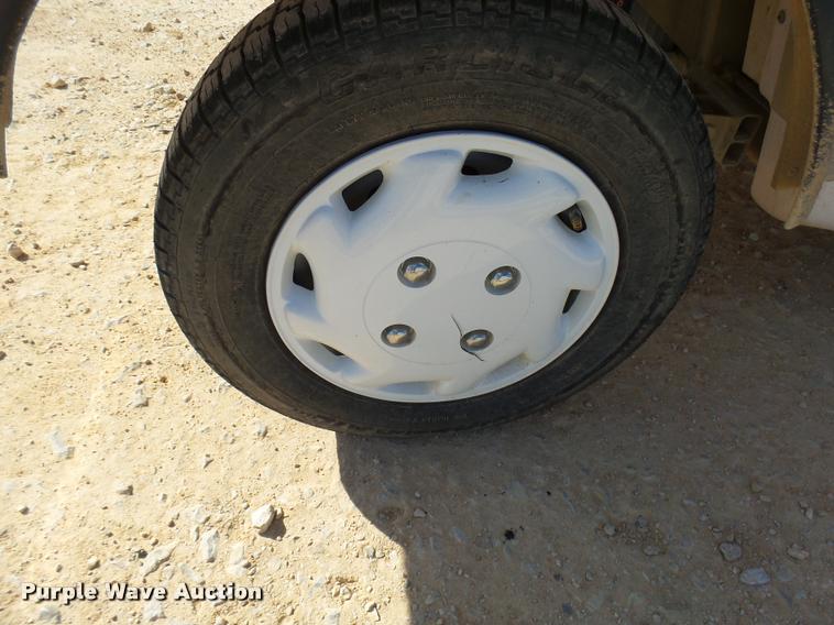 image for item DB2462 2015 Polaris GEM electric car