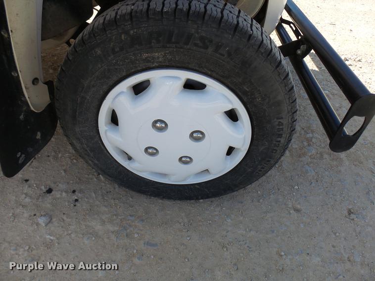 image for item DB2462 2015 Polaris GEM electric car