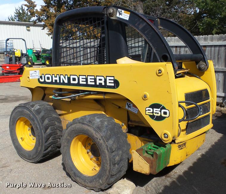 1999 John Deere 250 skid steer in Manhattan, KS Item DB3800 sold