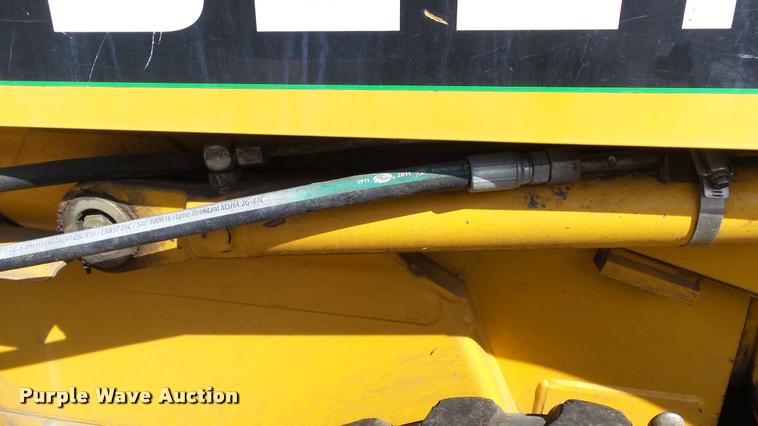 image for item DB3800 1999 John Deere 250 skid steer