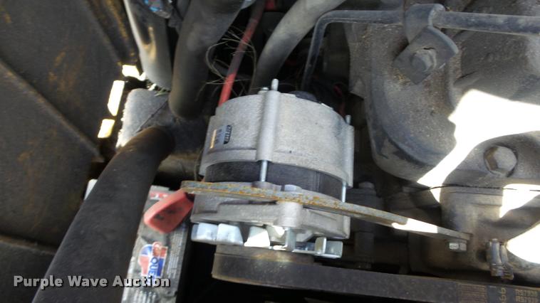 image for item DB3800 1999 John Deere 250 skid steer