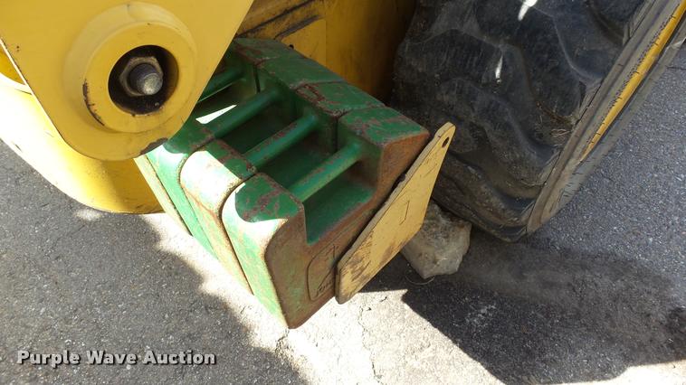 image for item DB3800 1999 John Deere 250 skid steer