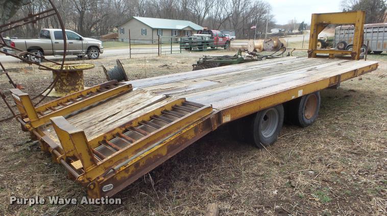 image for item DB5000 1991 Hillsboro equipment trailer