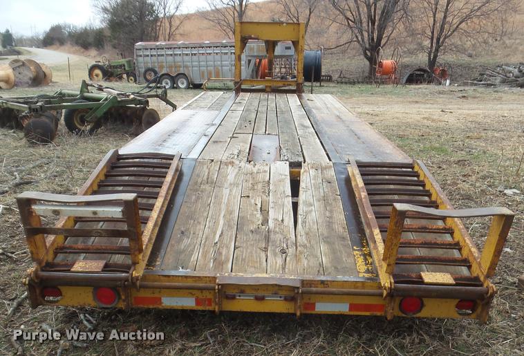 image for item DB5000 1991 Hillsboro equipment trailer