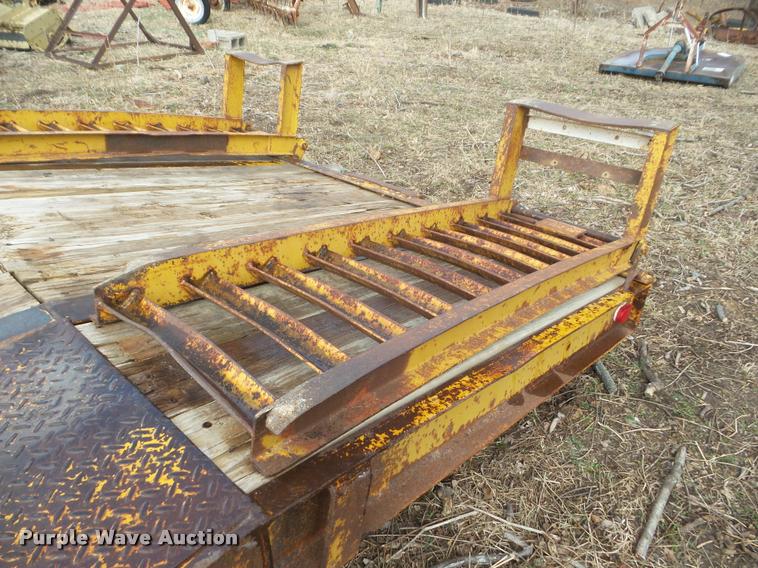 image for item DB5000 1991 Hillsboro equipment trailer