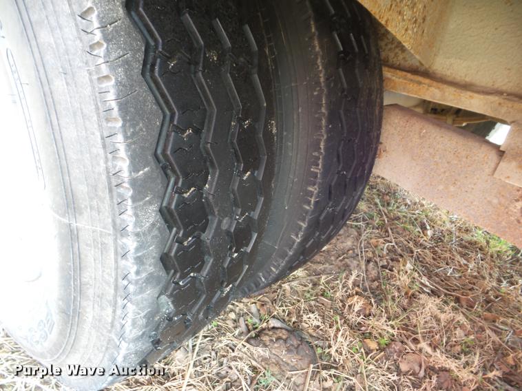 image for item DB5000 1991 Hillsboro equipment trailer